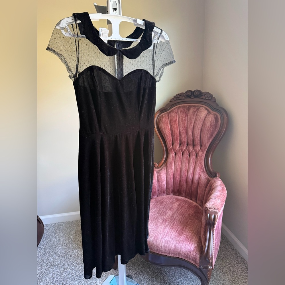 Black Velvet and Mesh Dress A-line Retro-inspired dress size M